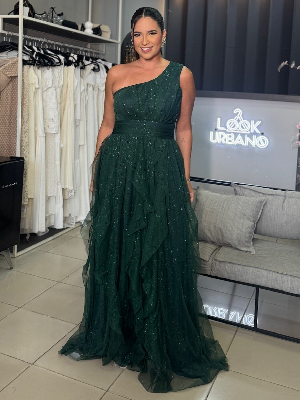 Vestido 1 Ombro Tule Camadas