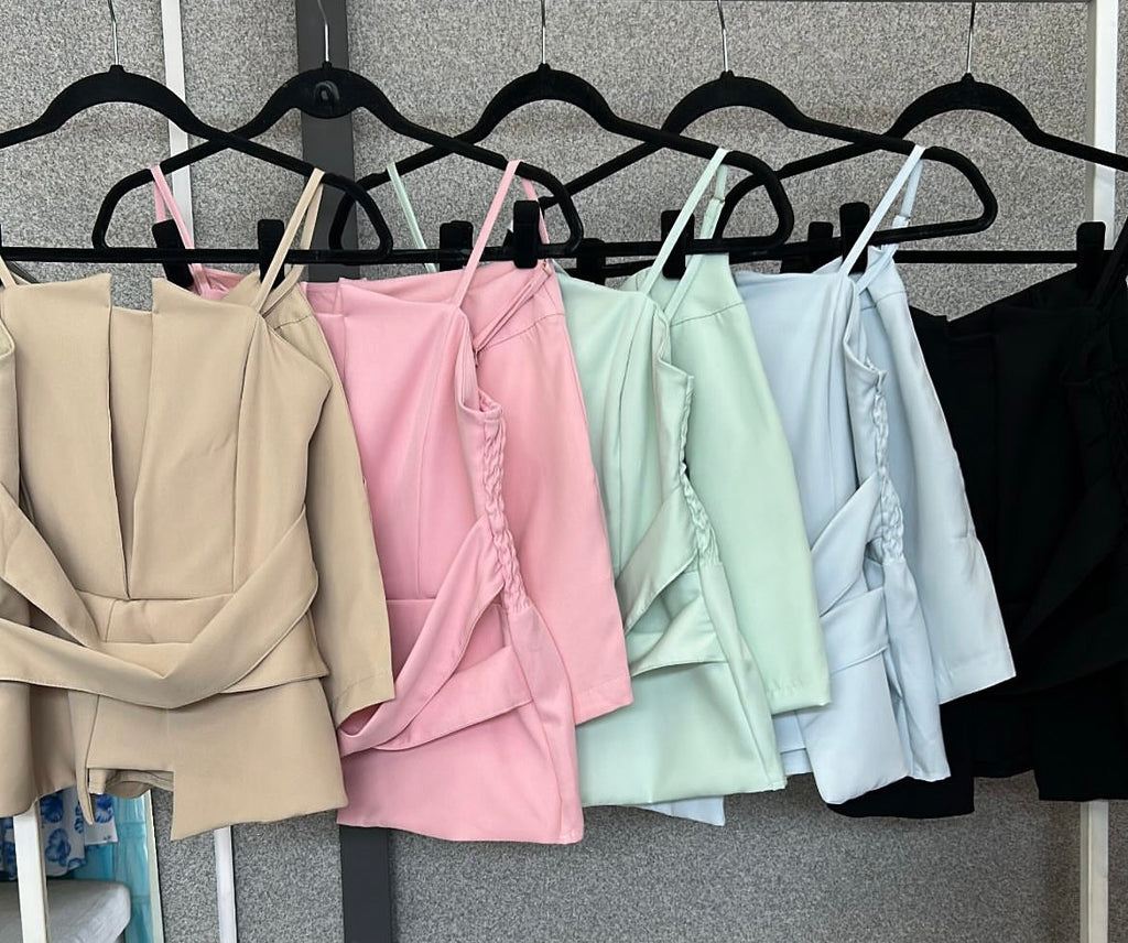 Conjunto Blusa Cruzada com Shorts